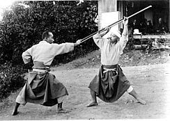 Takamatsu Sensei avec Ishitani Matsutaro Sensei, ninjas, ninja, nin jutsu, ninjutsu paris, nin jutsu paris, bujinkan, bujinkan paris, ninja paris